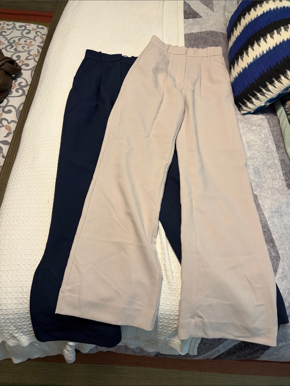Abercrombie & Fitch Wide-Leg High-Rise Pants in Navy and Beige